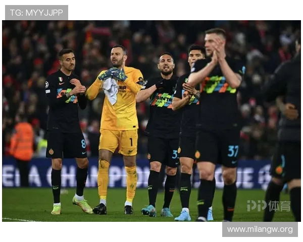 如何通过米兰体育中国官网获取球队最新动态与赛事安排